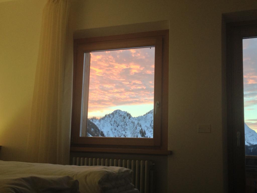 Готель Rifugio Capanna Bill Рокка-П'єторе Екстер'єр фото