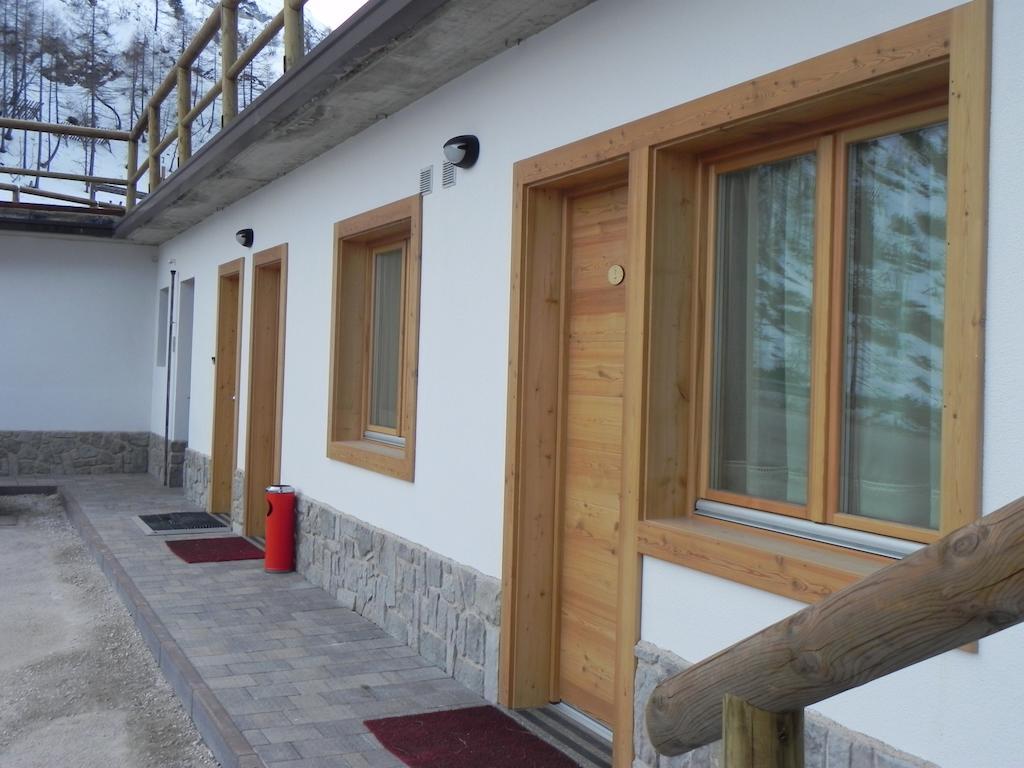 Готель Rifugio Capanna Bill Рокка-П'єторе Екстер'єр фото